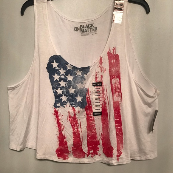 Hot topic DISTRESSED AMERICAN FLAG CROP TANK TOP💥 - Picture 2 of 6